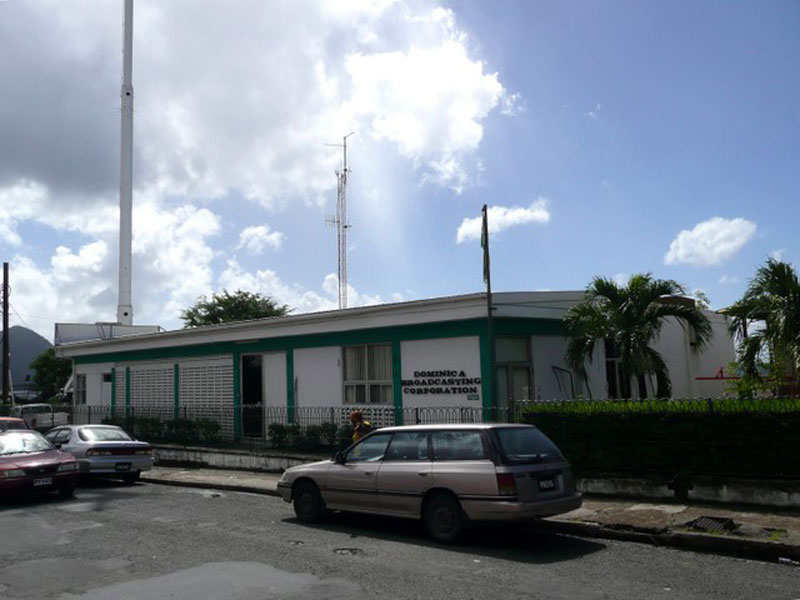 Vibes Radio Listen Live - 99.5 MHz FM, Roseau, Dominica