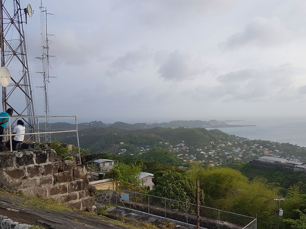 Boss FM Grenada Listen Live - 104.1 MHz FM, St. George's, Grenada